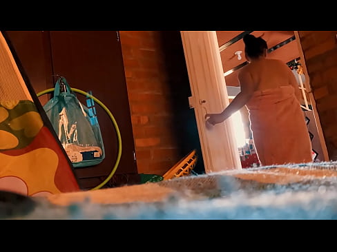 ❤️ عمویم دنبالم می آید داخل حمام، وقتی دوش می گیرم مرا به هم می زند. ❤ پورنو سخت در fa.hqpornvideos.ru ❌️❤